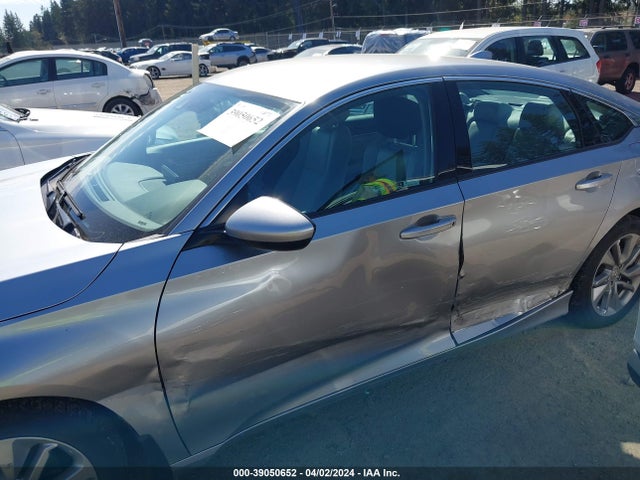 Honda ACCORD LX 2019 1HGCV1F17KA090279 Image 14