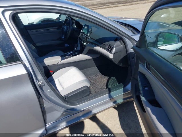 Honda ACCORD LX 2019 1HGCV1F17KA090279 Image 5