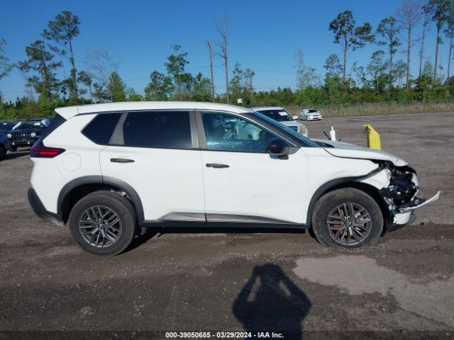 5N1BT3AA3PC786227 Nissan Rogue S Fwd