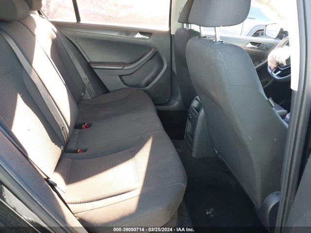 3VW2K7AJ2FM353085 Volkswagen Jetta 2.0l S
