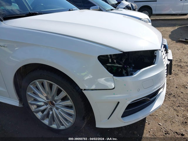 WAUUPBFF0GA066926 Audi A3 E-tron 1.4t Premium
