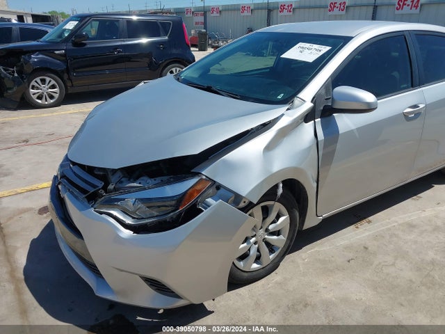 Toyota COROLLA LE 2015 5YFBURHE2FP337625 Image 18