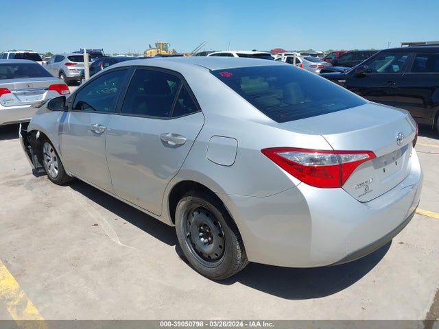 Toyota COROLLA LE 2015 5YFBURHE2FP337625 Image 3