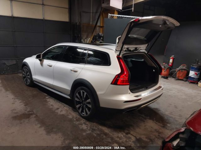 YV4102WK2L1045428 Volvo V60 Cross Country T5