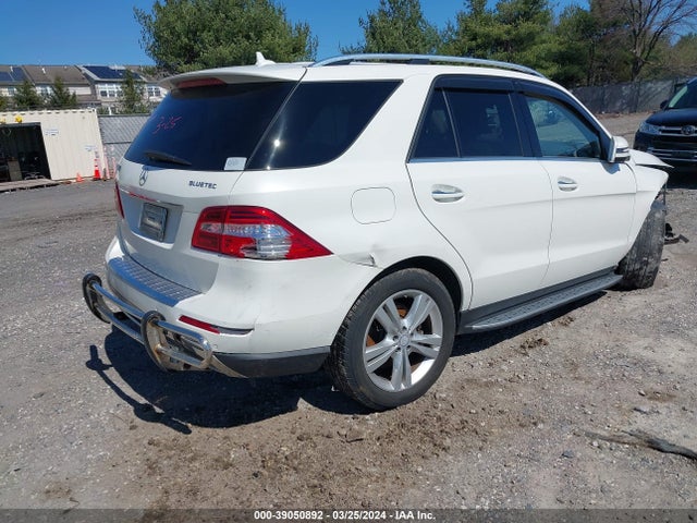 Mercedes-Benz Ml 350 Bluetec 4matic 2014 4JGDA2EB7EA405158 Image 4
