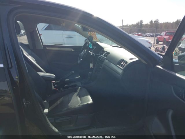 1VWAT7A3XEC047794 Volkswagen Passat 1.8t Wolfsburg Edition