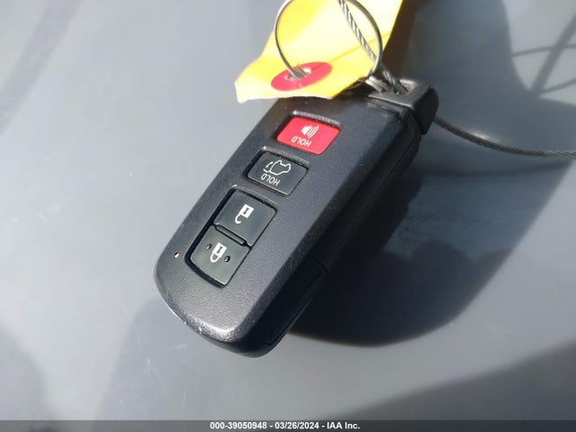Toyota Rav4 Limited 2016 JTMDFREV0GD175828 Image 11