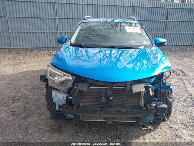 Toyota Rav4 Limited 2016 JTMDFREV0GD175828 Image 12