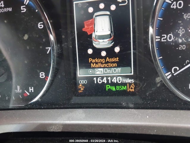 Toyota Rav4 Limited 2016 JTMDFREV0GD175828 Image 15