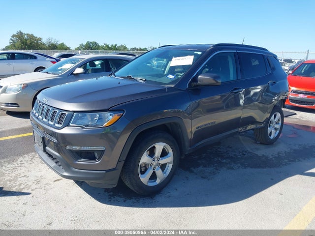3C4NJCBB0KT743427 Jeep Compass Latitude Fwd