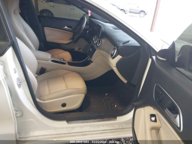 WDDSJ4EB8EN152762 Mercedes-Benz CLA 250