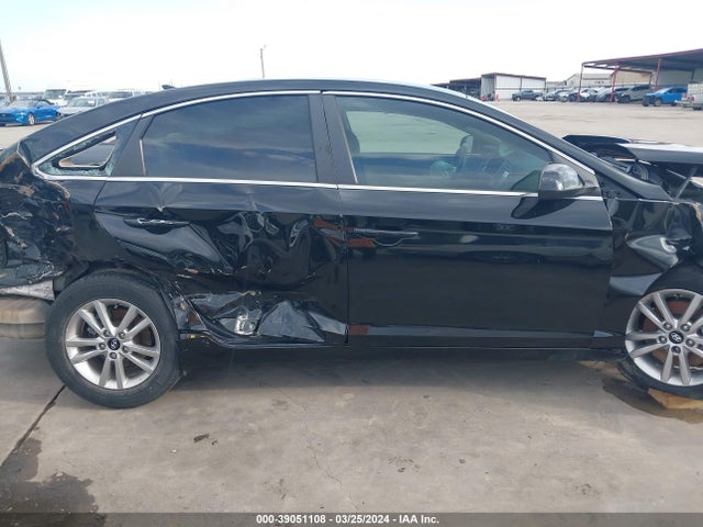 Hyundai SONATA ECO 2017 5NPE24AA7HH509970 Image 14