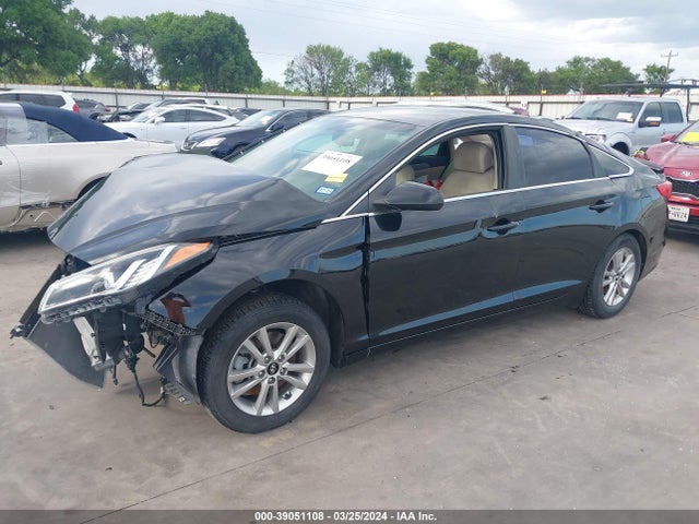 Hyundai SONATA ECO 2017 5NPE24AA7HH509970 Image 2