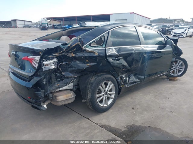 Hyundai SONATA ECO 2017 5NPE24AA7HH509970 Image 4