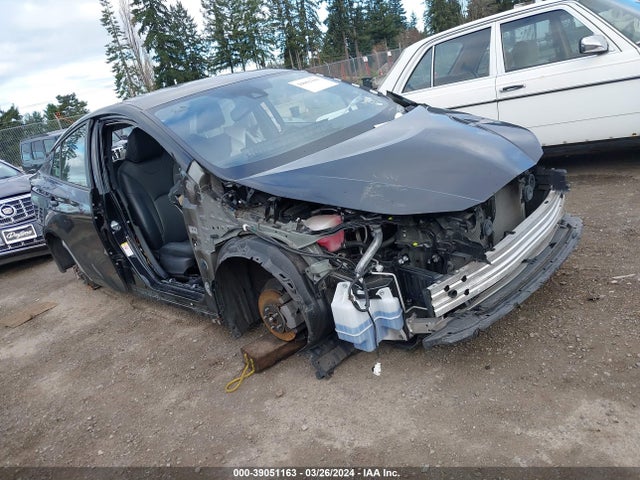 Toyota PRIUS XLE 2020 JTDKARFU2L3115822 Image 1