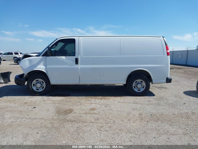 Chevrolet Express 2500 Work Van 2016 1GCWGAFF8G1335034 Image 14