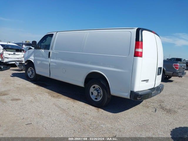 Chevrolet Express 2500 Work Van 2016 1GCWGAFF8G1335034 Image 3
