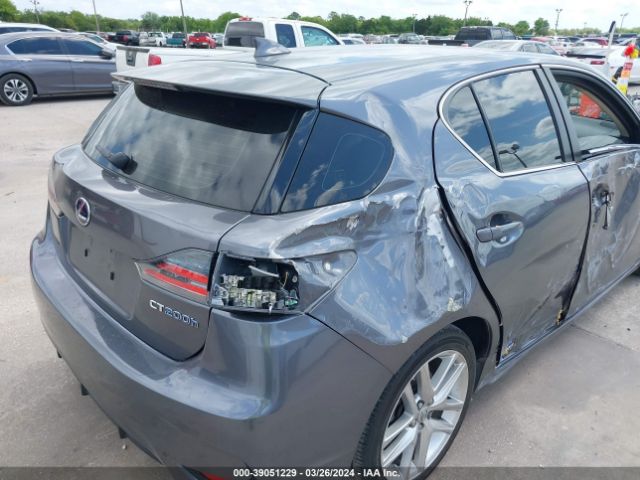 JTHKD5BH9E2202455 Lexus CT 200