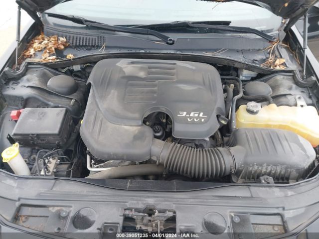2C3CCABG5EH252614 Chrysler 300 S