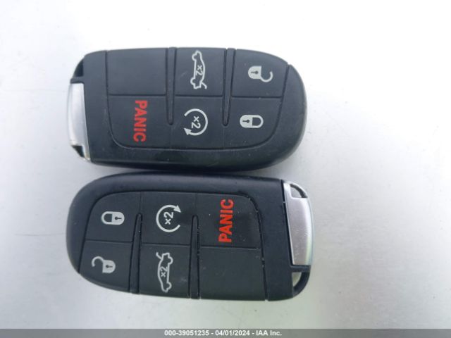 2C3CCABG5EH252614 Chrysler 300 S