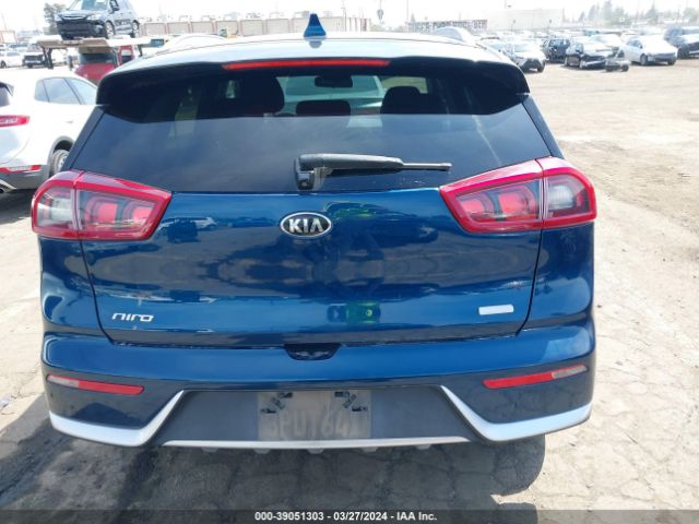 KNDCB3LC7K5350794 KIA NIRO LX