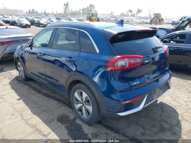 KNDCB3LC7K5350794 KIA NIRO LX