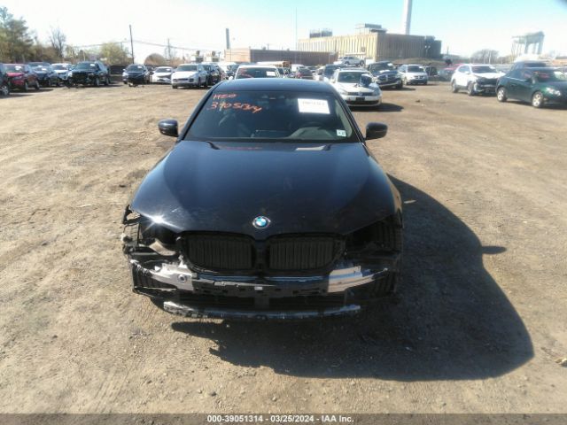 WBAJA7C5XKWW06422 BMW 530i Xdrive