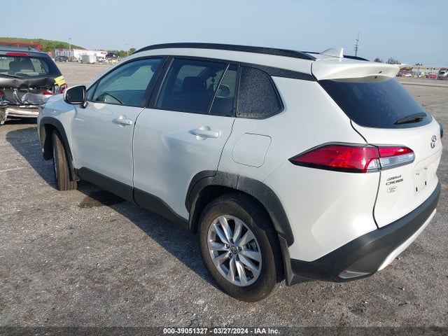 Toyota Corolla Cross Le 2023 7MUCAAAG4PV066690 Image 3
