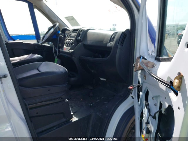 3C6TRVAG6HE547845 RAM Promaster 1500 Low Roof 136 Wb