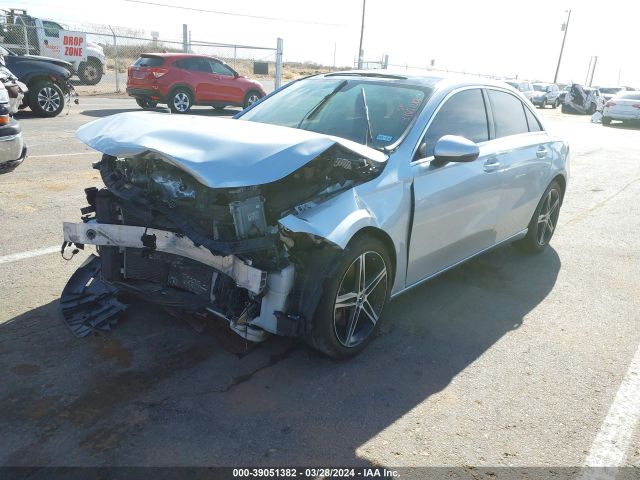 W1K3G4EB9MJ316853 Mercedes-Benz A 220