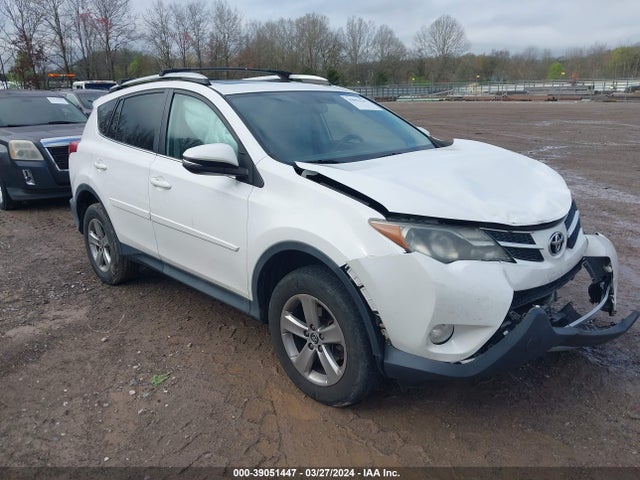 Toyota Rav4 Xle 2015 2T3RFREV9FW236312 Image 1