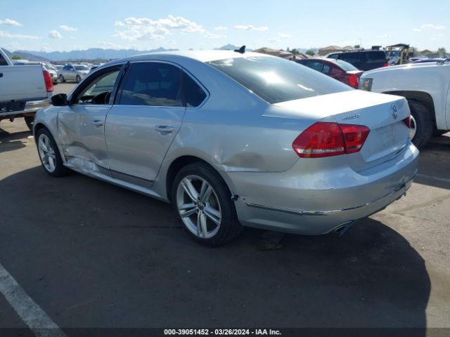 1VWCV7A32FC071835 Volkswagen Passat 2.0l Tdi Sel Premium