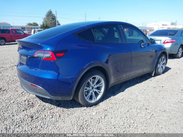 2021 TESLA MODEL Y 5YJYGDEE9MF090993 Photo 3