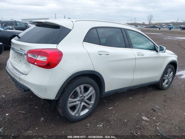 WDCTG4GB1JJ470518 Mercedes-Benz Gla 250 4matic