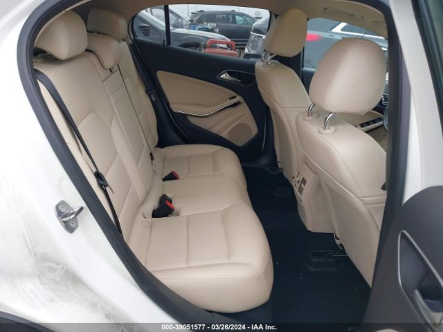 WDCTG4GB1JJ470518 Mercedes-Benz Gla 250 4matic