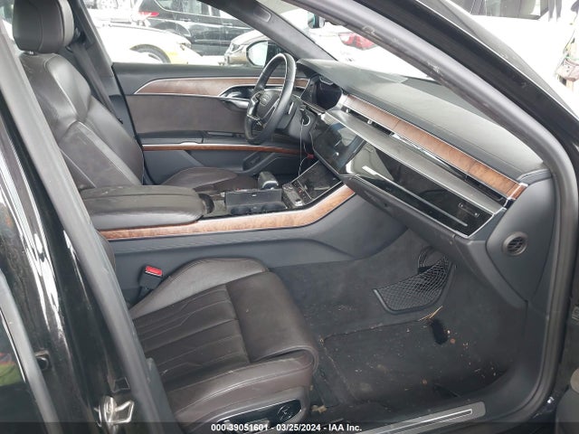 Audi A8 L 55 2019 WAU8DAF87KN002843 Image 5
