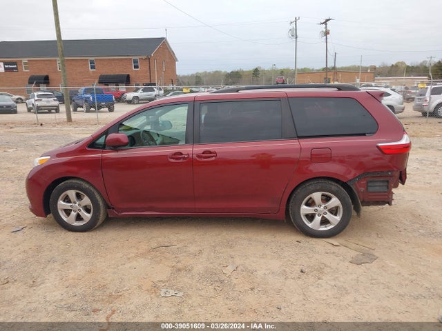 Toyota Sienna Le 8 Passenger 2015 5TDKK3DC4FS550669 Image 14
