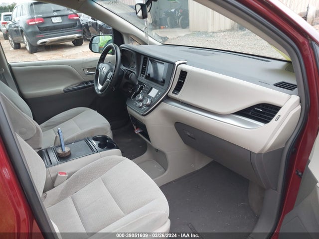 Toyota Sienna Le 8 Passenger 2015 5TDKK3DC4FS550669 Image 5