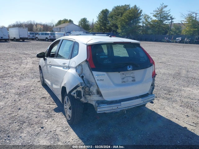 Honda FIT LX 2019 3HGGK5H49KM707015 Image 6