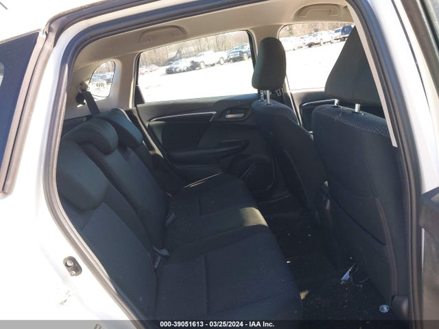 Honda FIT LX 2019 3HGGK5H49KM707015 Image 8