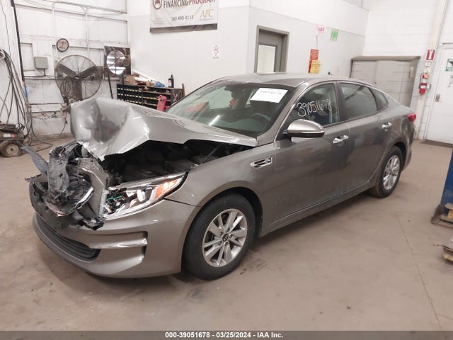 KIA Optima Lx 2016 5XXGT4L34GG105913 Image 2