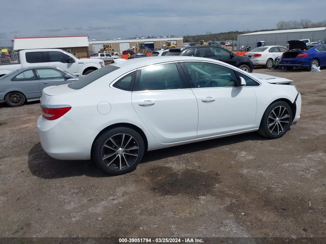 1G4PR5SK1H4117697 Buick Verano Sport Touring