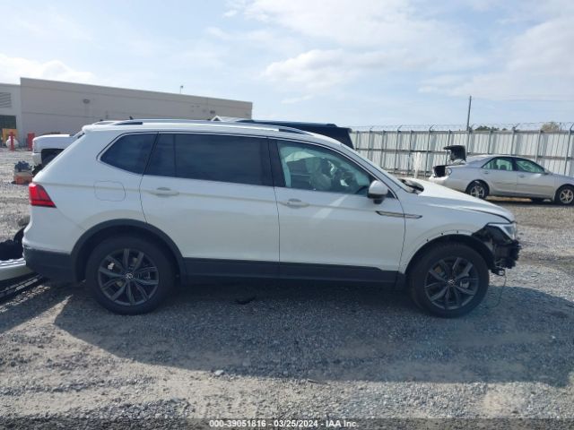 3VV3B7AX6PM123631 Volkswagen Tiguan 2.0t Se