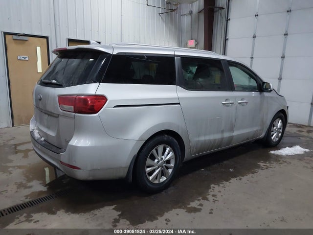 KIA SEDONA LX 2016 KNDMB5C10G6112477 Image 4