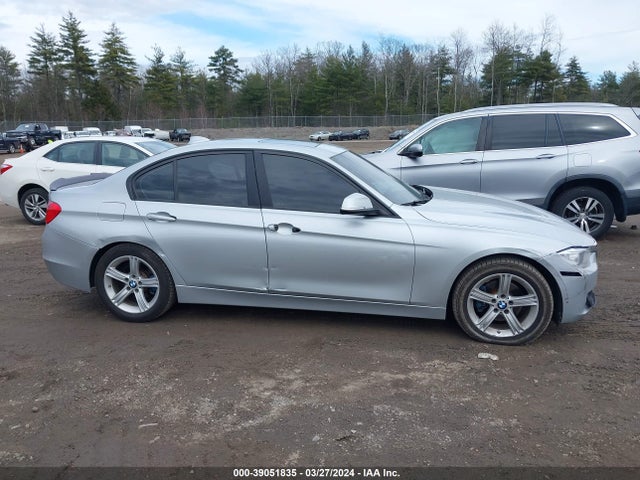 BMW 320i Xdrive 2014 WBA3C3G56ENS72650 Image 14
