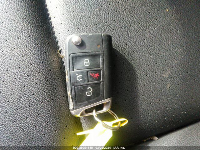 3VW217AU8HM017733 Volkswagen Golf Tsi S 4-door/tsi Se 4-door/tsi Sel 4-door/tsi Wolfsburg Edition 4-door