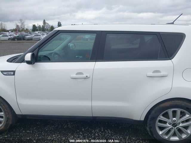 KIA SOUL + 2017 KNDJP3A50H7502487 Image 15