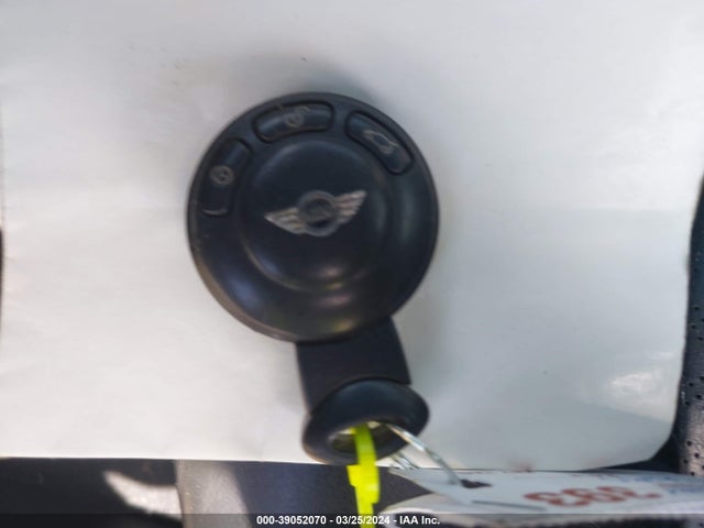 2007 MINI COOPER WMWMF33527TT56285 Photo 10