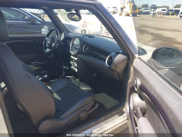 2007 MINI COOPER WMWMF33527TT56285 Photo 4