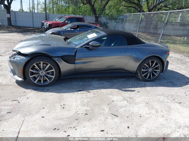 Aston Martin Vantage Roadster 2021 SCFSMGBW1MGP05265 Image 15